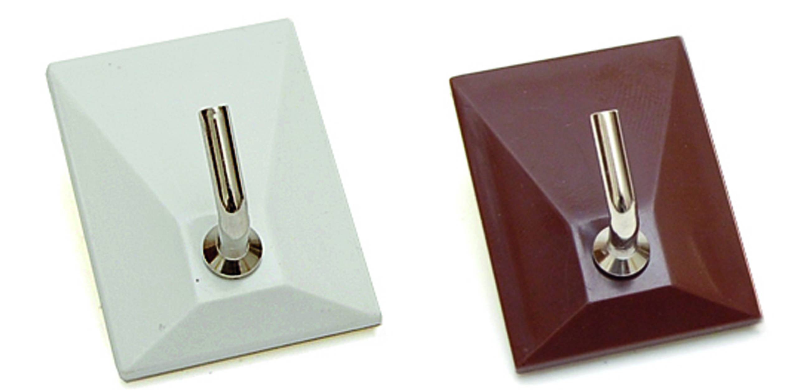 METALGANCIO ADESIVO